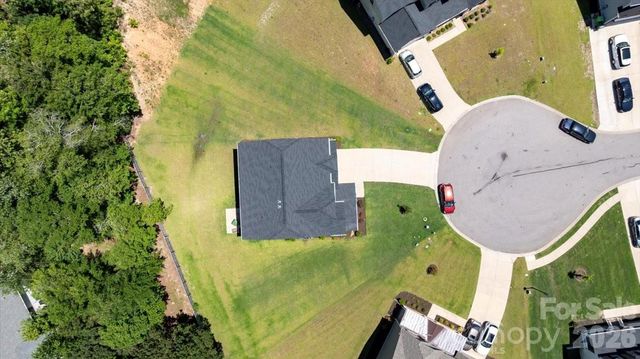 39 Hanging Leaf Court, Blythewood, SC 29016