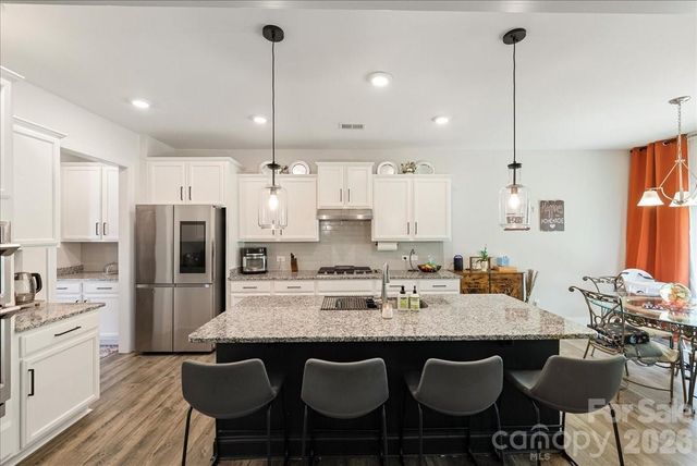 39 Hanging Leaf Court, Blythewood, SC 29016