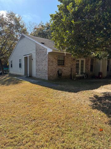 1591 Misty Garden Drive, Tallahassee, FL 32303