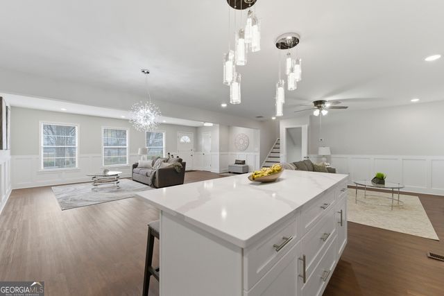 2842 Peeler Road, Dunwoody, GA 30360