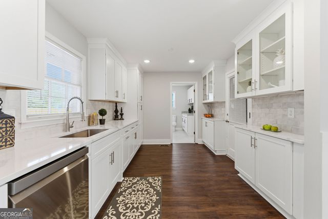 2842 Peeler Road, Dunwoody, GA 30360