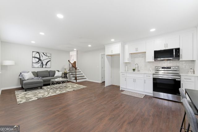 2842 Peeler Road, Dunwoody, GA 30360