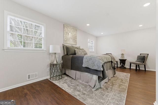 2842 Peeler Road, Dunwoody, GA 30360