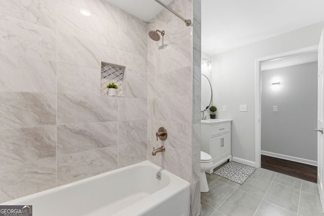 2842 Peeler Road, Dunwoody, GA 30360