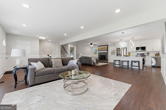 2842 Peeler Road, Dunwoody, GA 30360