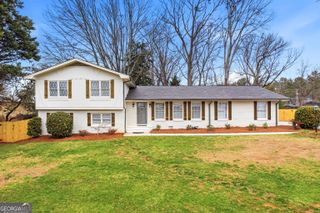 2842 Peeler Road, Dunwoody, GA 30360