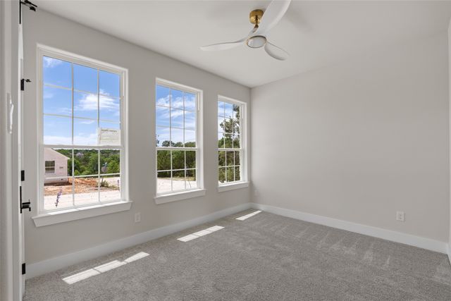 5601 San Jacinto Drive, Granbury, TX 76048