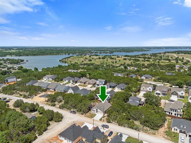 5601 San Jacinto Drive, Granbury, TX 76048