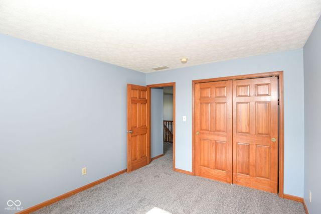 567 West Street, Whiteland, IN 46184