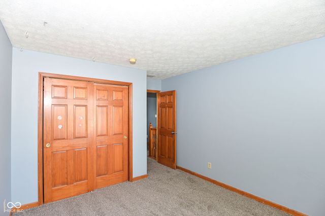 567 West Street, Whiteland, IN 46184