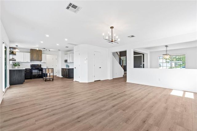329 Prairie Verbena DR, Kyle, TX 78640