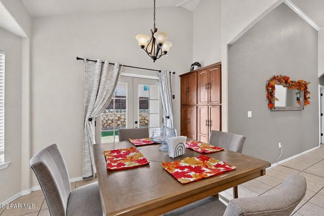 192 VIA BELLA Place, El Paso, TX 79928