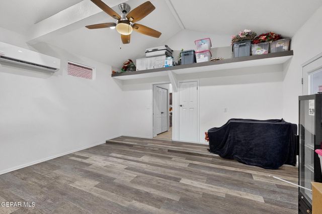 192 VIA BELLA Place, El Paso, TX 79928