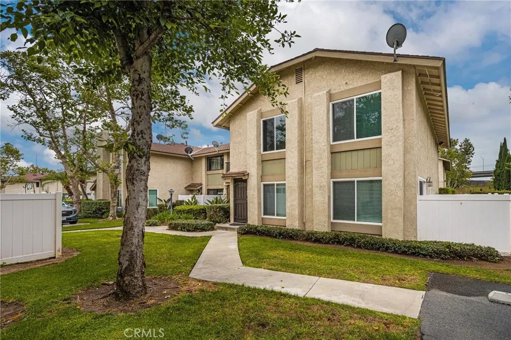 16862 Donwest, Tustin, CA 92780