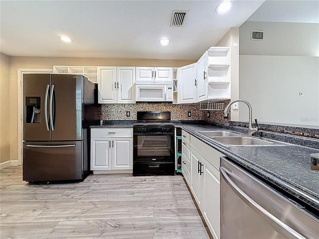 1741 OAK SPRING DRIVE, Tarpon Springs, FL 34689