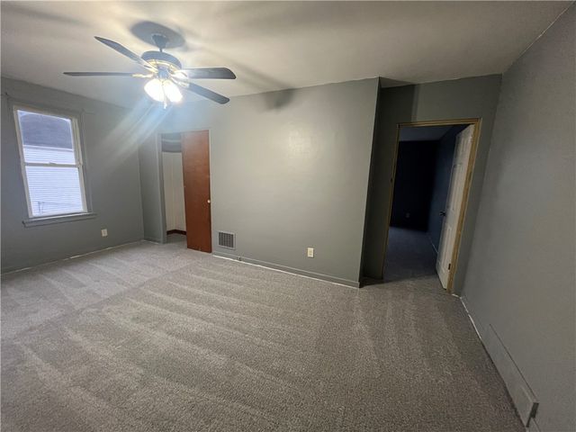 515 Indiana Ave, Glassport, PA 15045