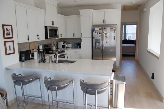5242 Legacy Street, Haltom City, TX 76117