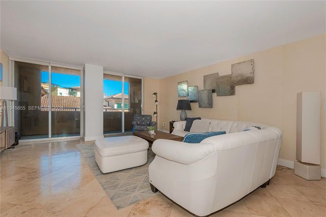 90 Alton Rd 301, Miami Beach, FL 33139