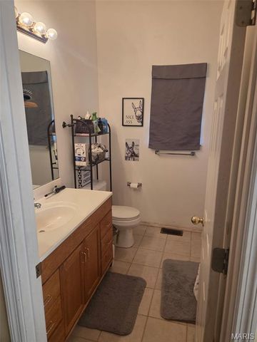 10 Santa Fe Trail Court, St Peters, MO 63376