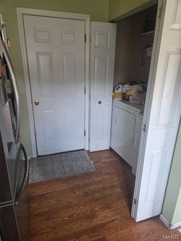 10 Santa Fe Trail Court, St Peters, MO 63376