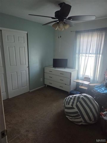 10 Santa Fe Trail Court, St Peters, MO 63376