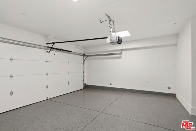 3803 S Verona Court, Los Angeles, CA 90066