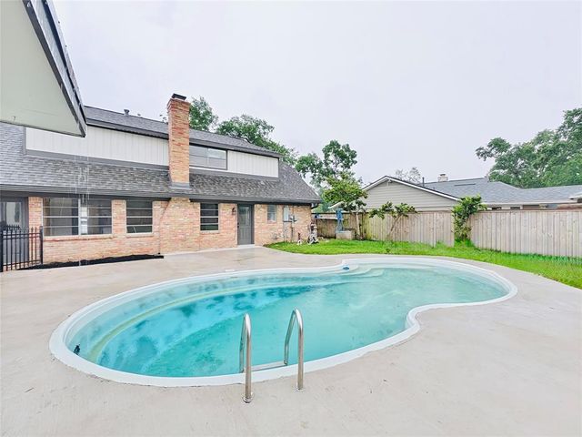 4106 Clovernook Lane, Seabrook, TX 77586