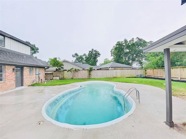 4106 Clovernook Lane, Seabrook, TX 77586