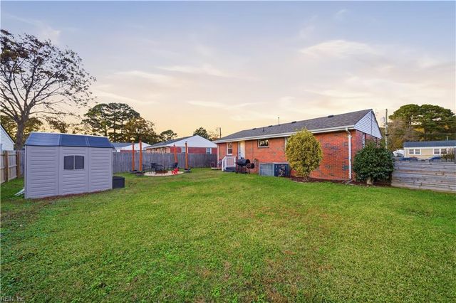 412 Tekoa RD, Chesapeake, VA 23325