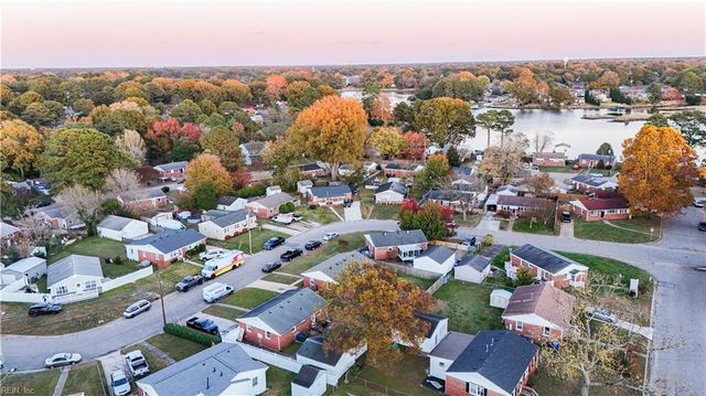 412 Tekoa RD, Chesapeake, VA 23325