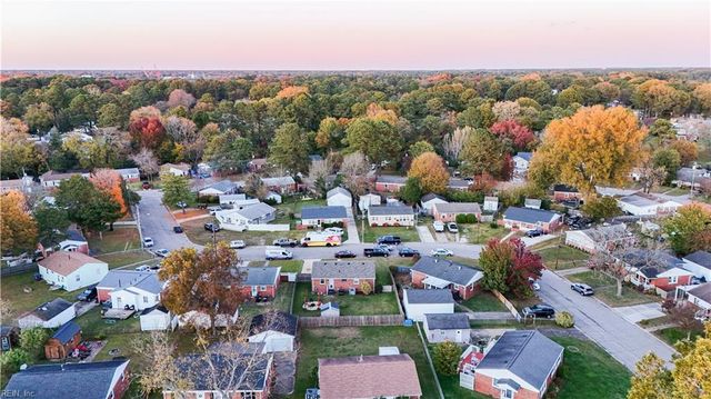 412 Tekoa RD, Chesapeake, VA 23325