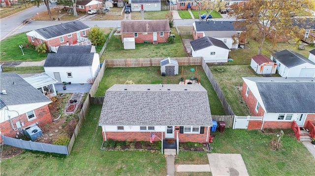 412 Tekoa RD, Chesapeake, VA 23325