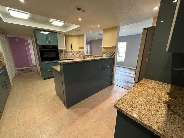 3849 STAYSAIL LANE 5, Holiday, FL 34691