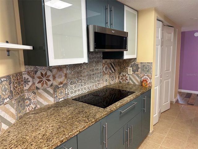 3849 STAYSAIL LANE 5, Holiday, FL 34691
