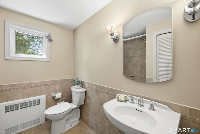130 Broad Street, Manchester, CT 06042