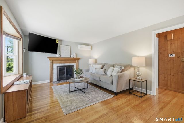 130 Broad Street, Manchester, CT 06042