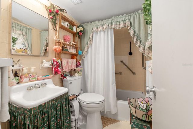 3710 NW 22ND PLACE, Gainesville, FL 32605