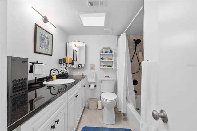 3710 NW 22ND PLACE, Gainesville, FL 32605