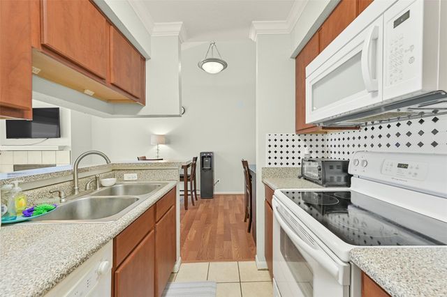 3506 Cove View Boulevard 206, Galveston, TX 77554