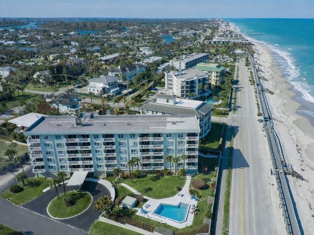 4049 Ocean Drive 204, Vero Beach, FL 32963