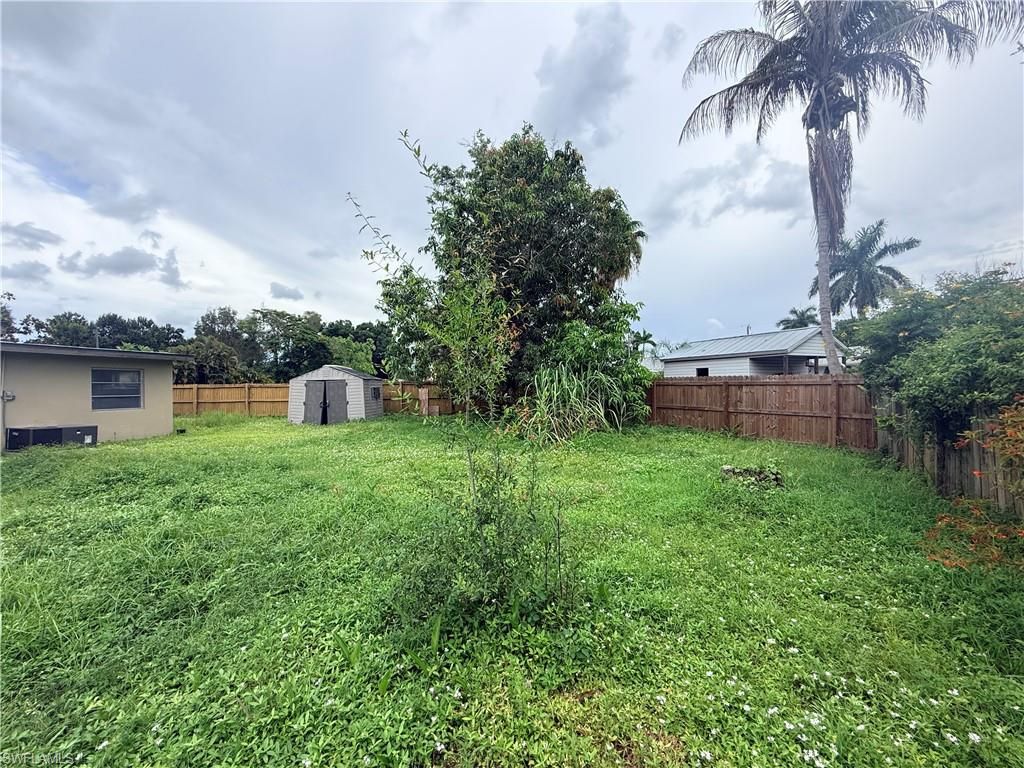 221 Brooks CT, NORTH FORT MYERS, FL 33917 — photo 4