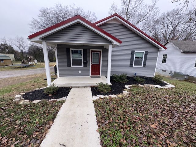 134 Elm St, Pulaski, TN 38478