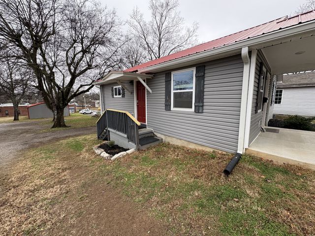 134 Elm St, Pulaski, TN 38478