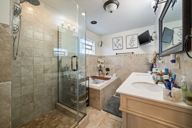 608 Morris Avenue, Bellwood, IL 60104