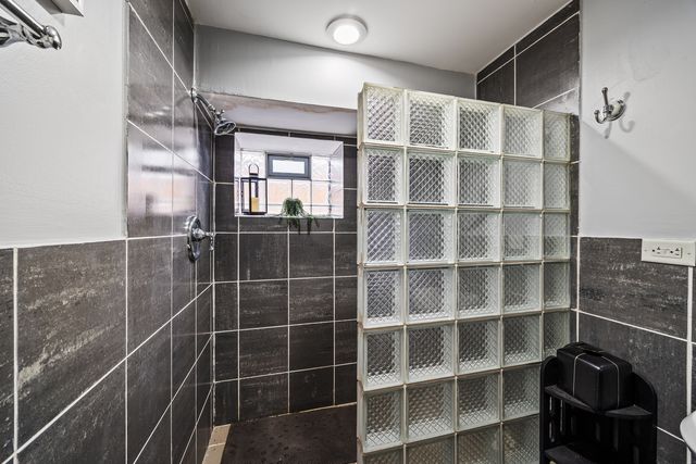 608 Morris Avenue, Bellwood, IL 60104