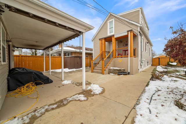 608 Morris Avenue, Bellwood, IL 60104