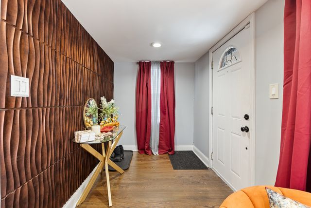 608 Morris Avenue, Bellwood, IL 60104