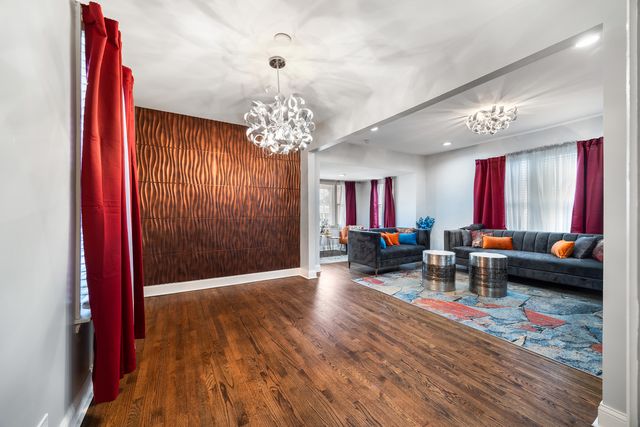 608 Morris Avenue, Bellwood, IL 60104