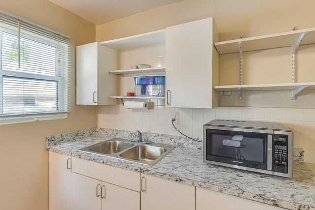1933 Taylor Street, Hollywood, FL 33020