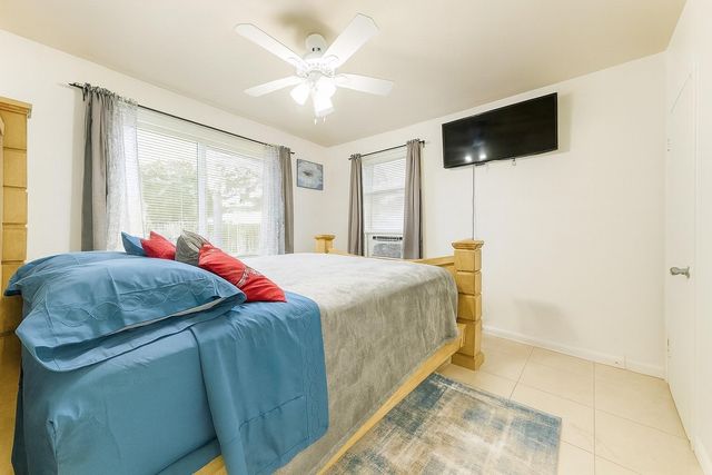 1933 Taylor Street, Hollywood, FL 33020